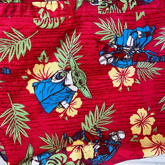 Star Wars Men's XL Mandalorian Hibiscus Hawaiian Print Casual Button Down Shirt - Picture 2 of 5